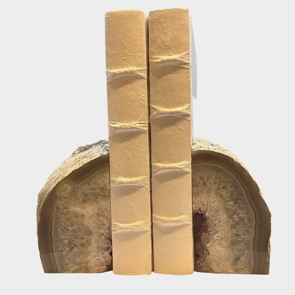 Amethyst Geode Center Agate bookends w/ Naturally Heart Shaped Stone, 4+ lbs. - Picture 4 of 14